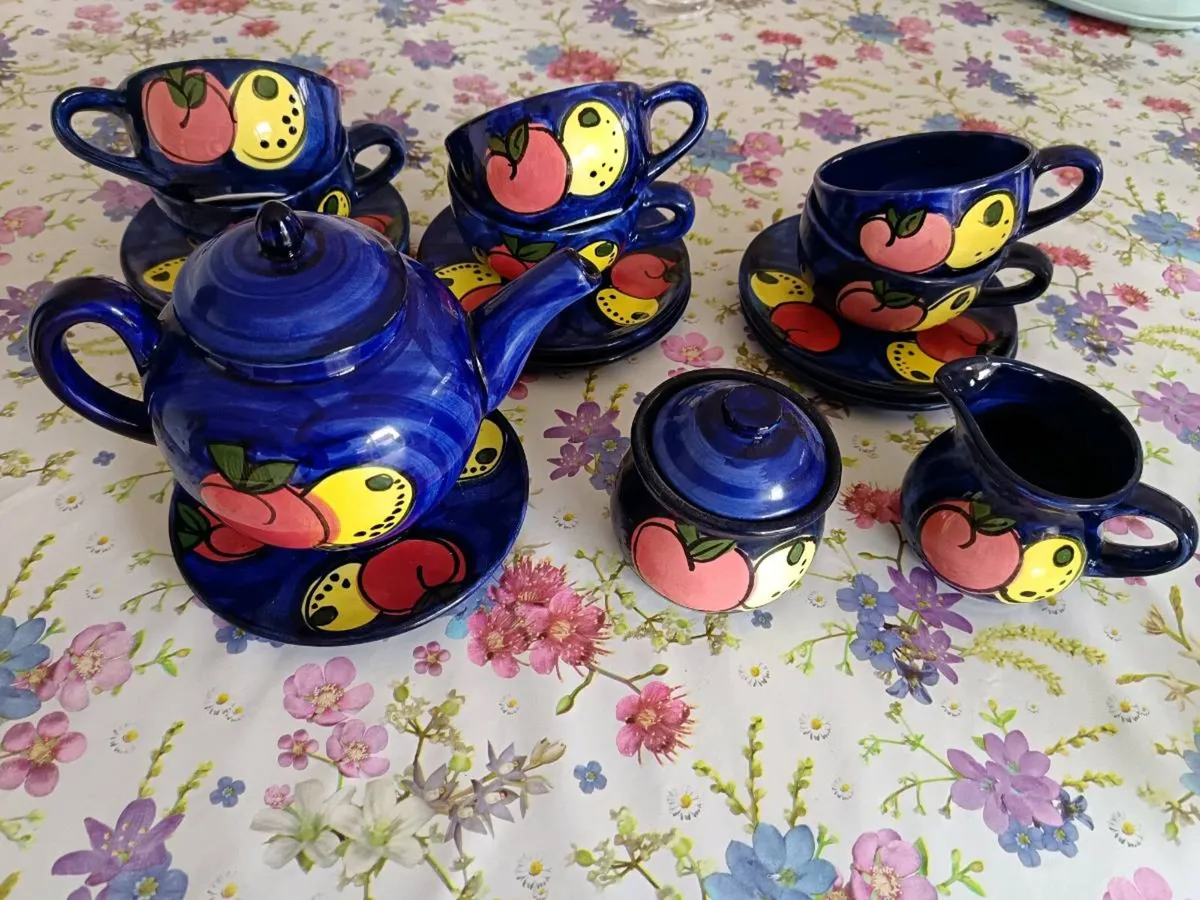Pottery tea set - Image 2