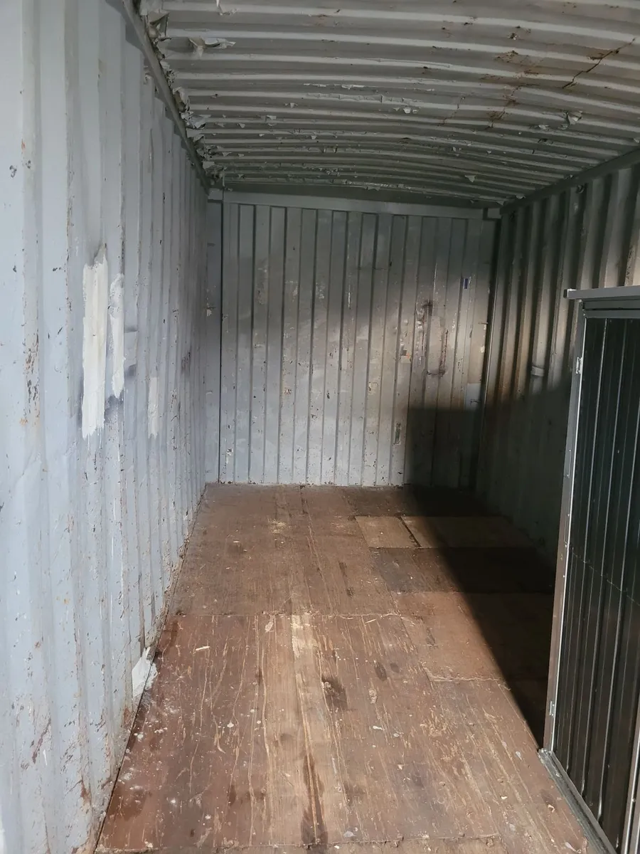 Shipping Containers 20fts - Image 3