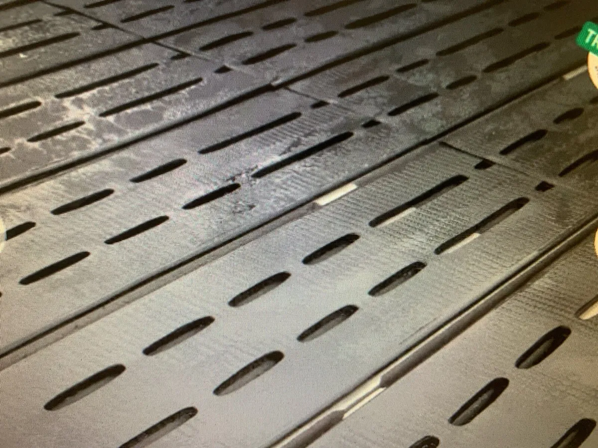 Slat mat Cubicle mat. - Image 1