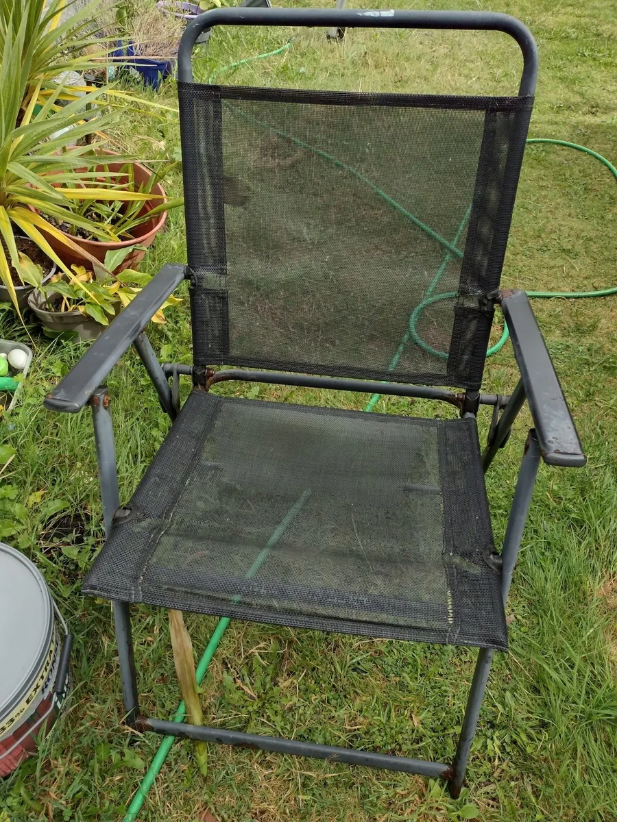 Heavy Foldup metal garden chairs - Image 1