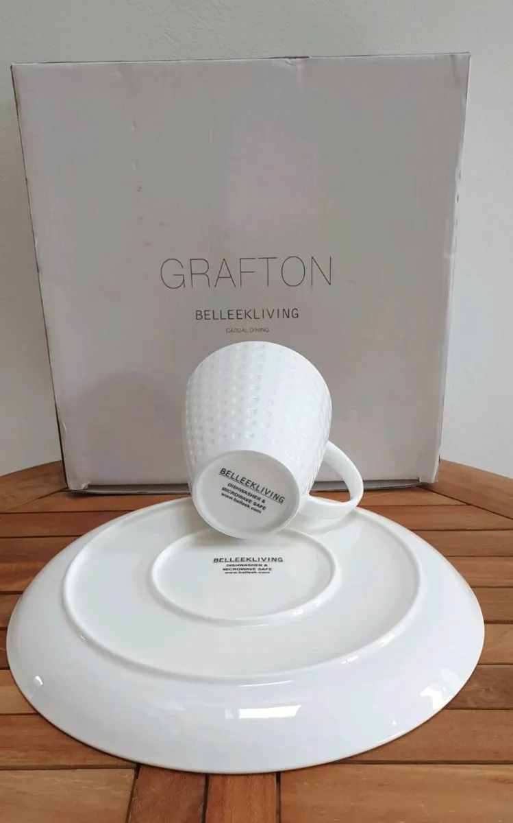 Belleek Living Cup & Tray Set - Image 1