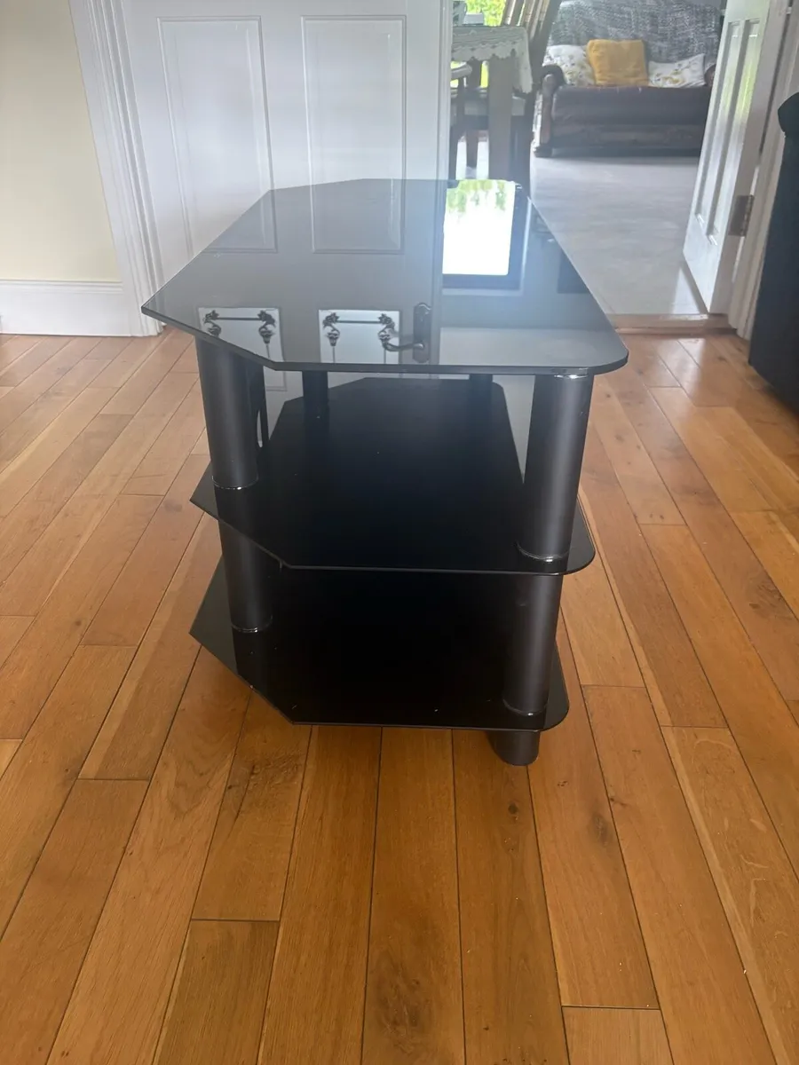 TV stand - Image 2