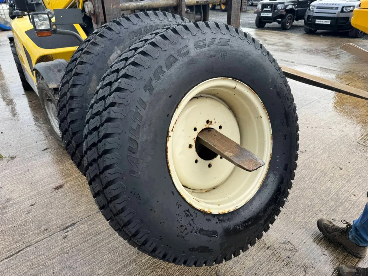 41 x 14-00 Grass Tyres & Rims Kubota - Image 3