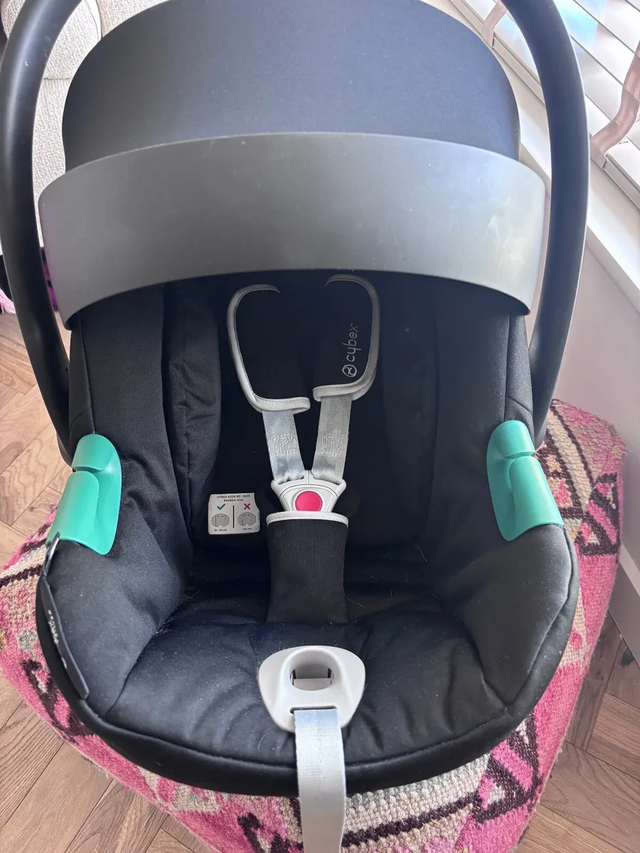 Car Seat (Cybex) + Iso Fix Included. - Image 1