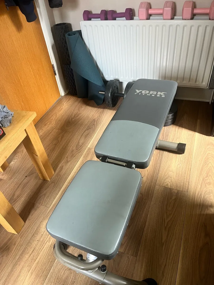 York Fitness Adjustable Weight Bench - Image 2