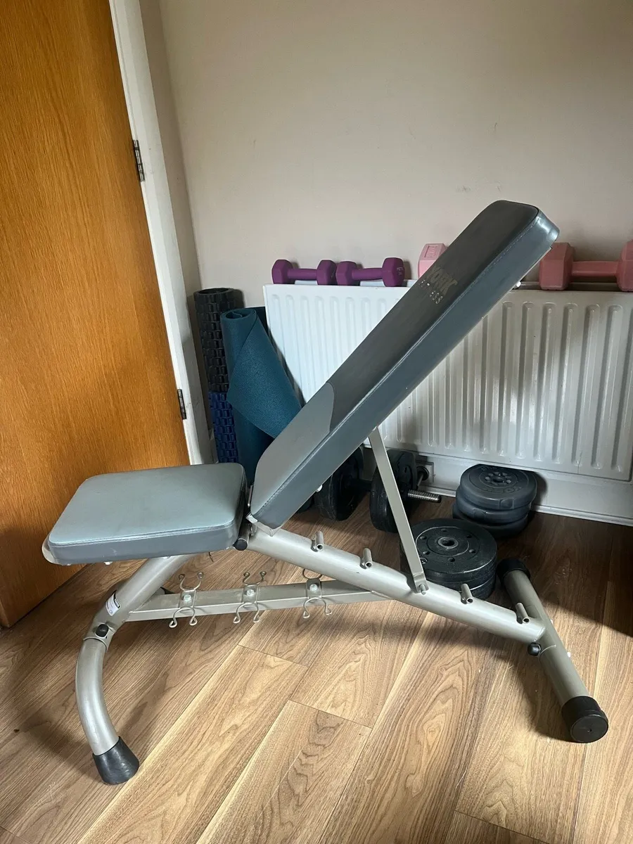 York Fitness Adjustable Weight Bench - Image 3