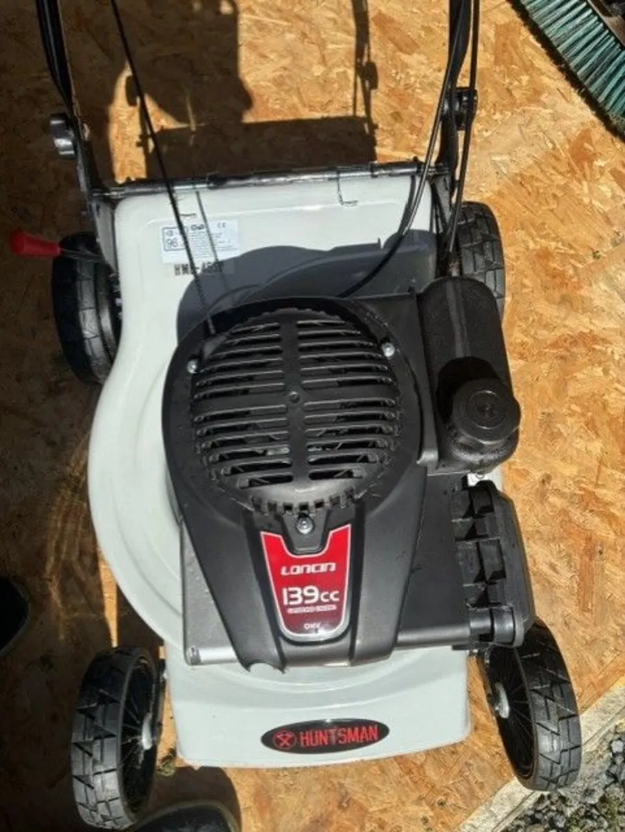 huntsman lawnmower - Image 4