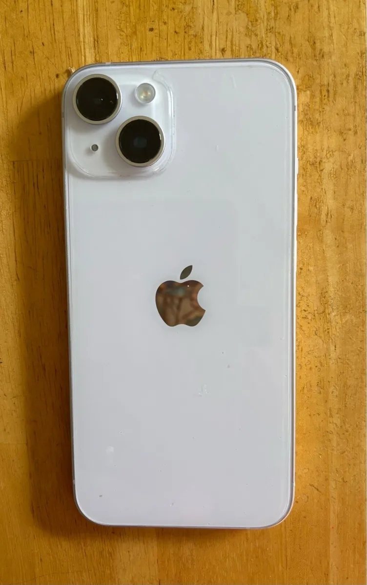 iPhone 14 - Image 3