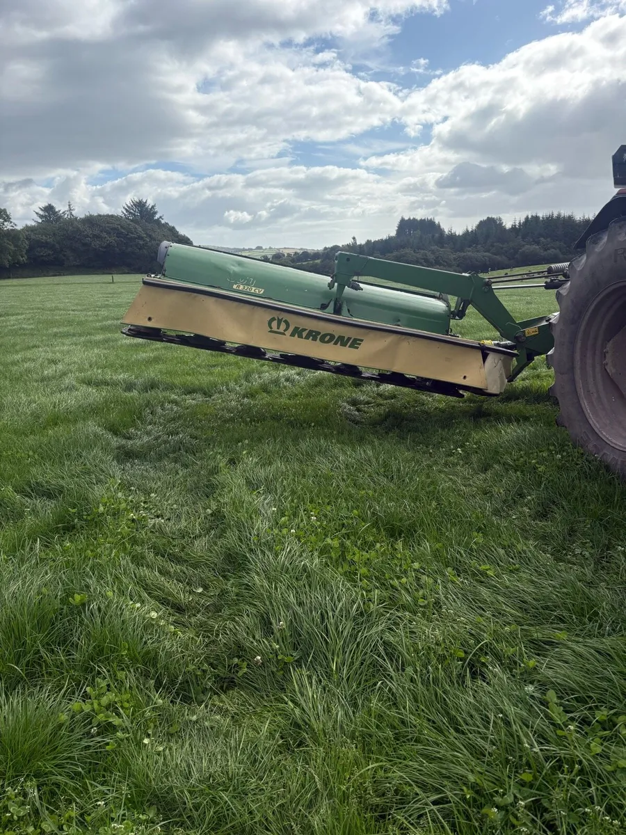 2017 krone 10 foot mower conditioner - Image 1
