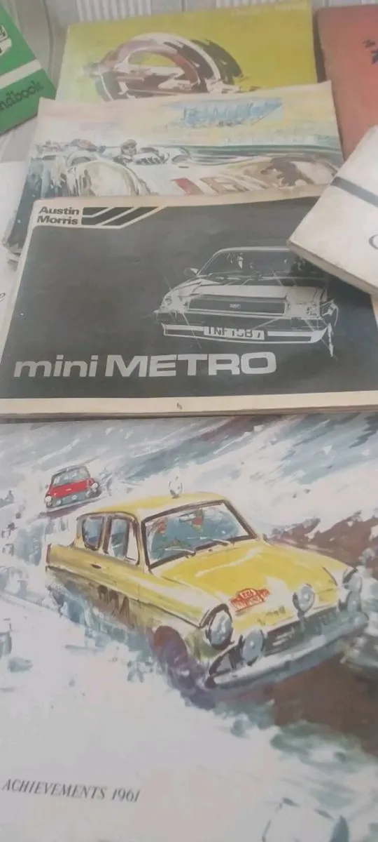 Vintage  car hand books - Image 4