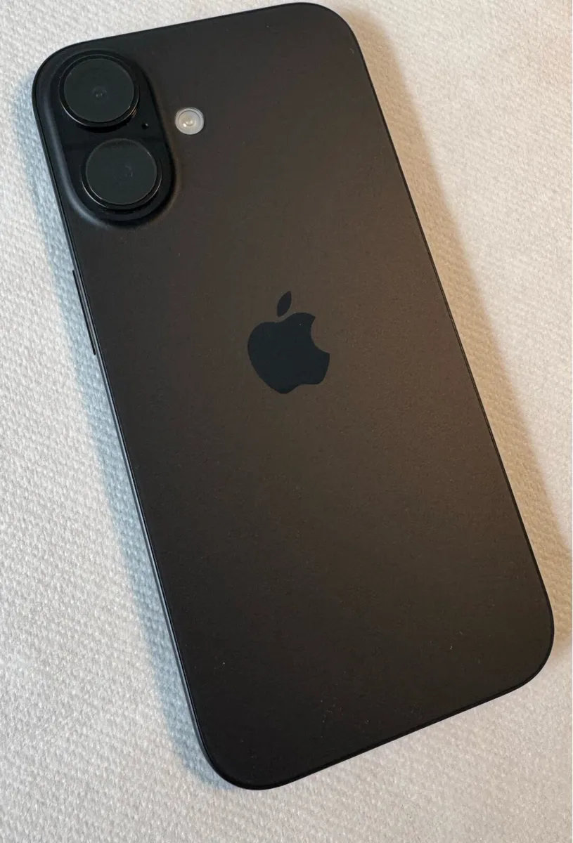 iPhone 16 128GB - 100% Battery - Unlocked - Image 2