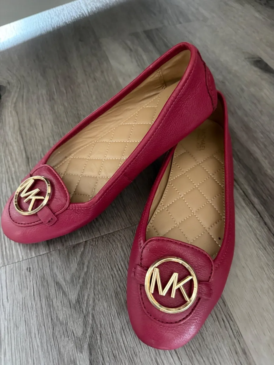 Shoes - Image 2