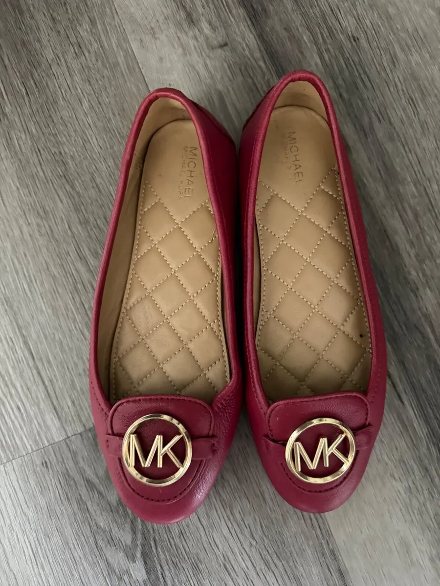 Shoes - Image 4