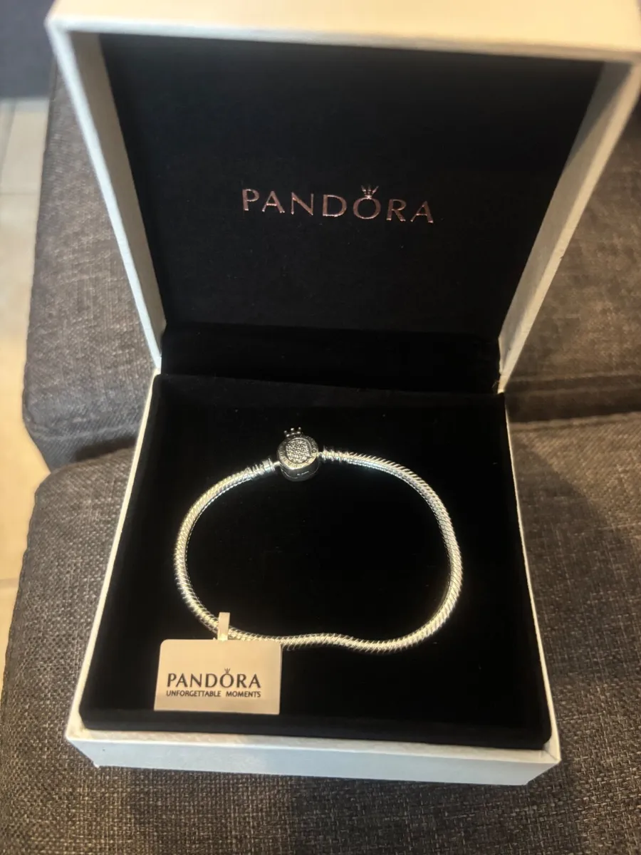 Brand new Pandora Bracelet - Image 2