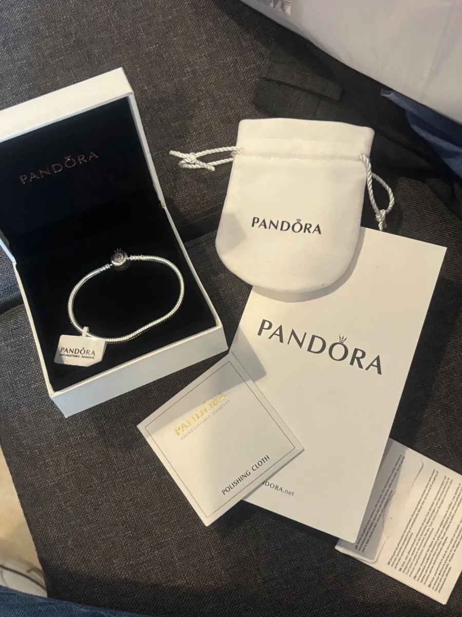 Brand new Pandora Bracelet - Image 3