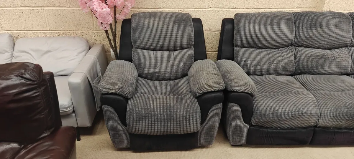 3+1+1 Grey Recliner Suite - Image 2