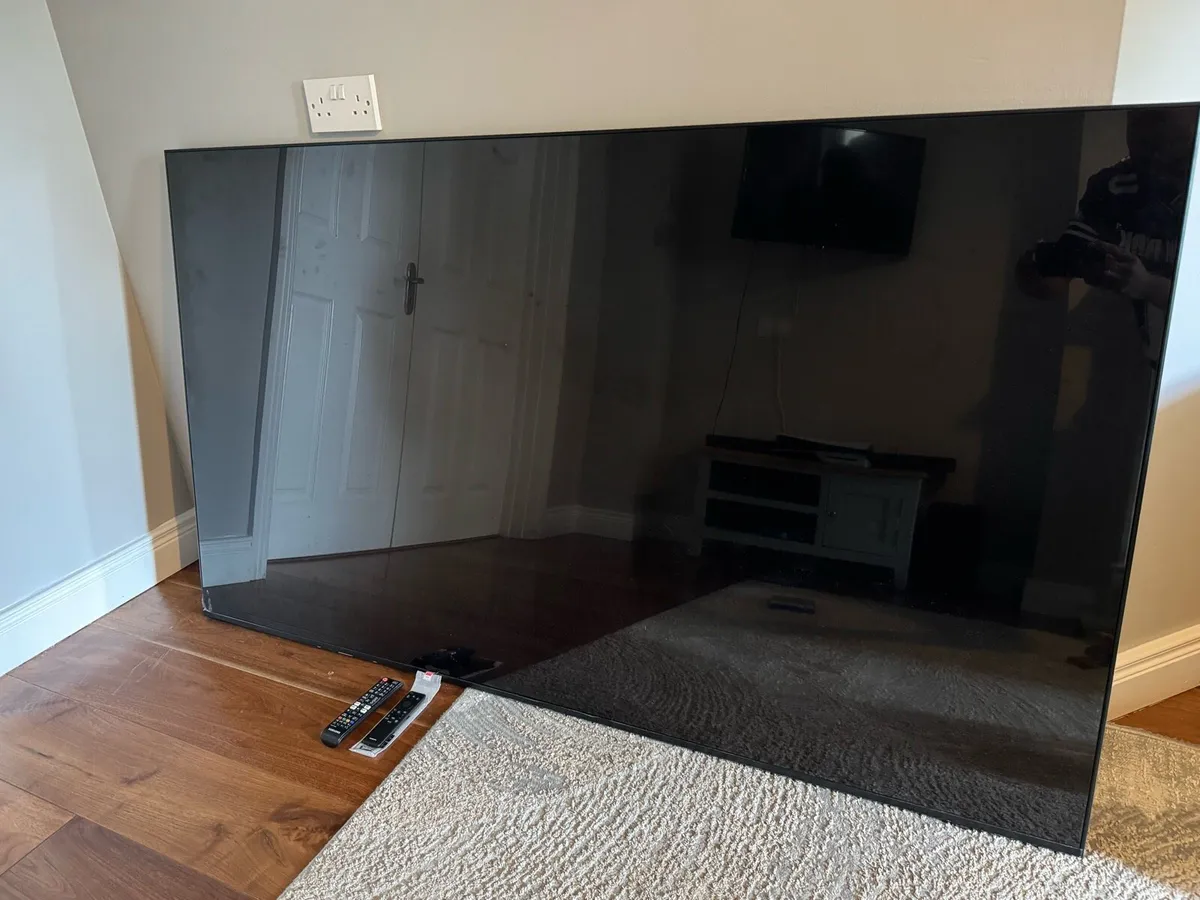 Samsung 75 Inch QLED Q7F 4K Vision AI S - Image 2