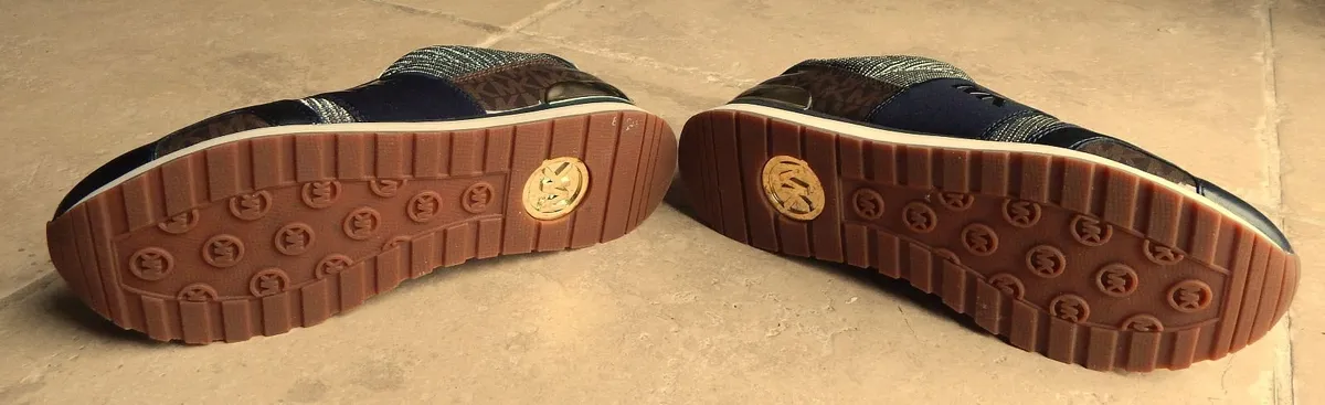 Pair of Ladies Michael Kors Trainers, New in Box - Image 4