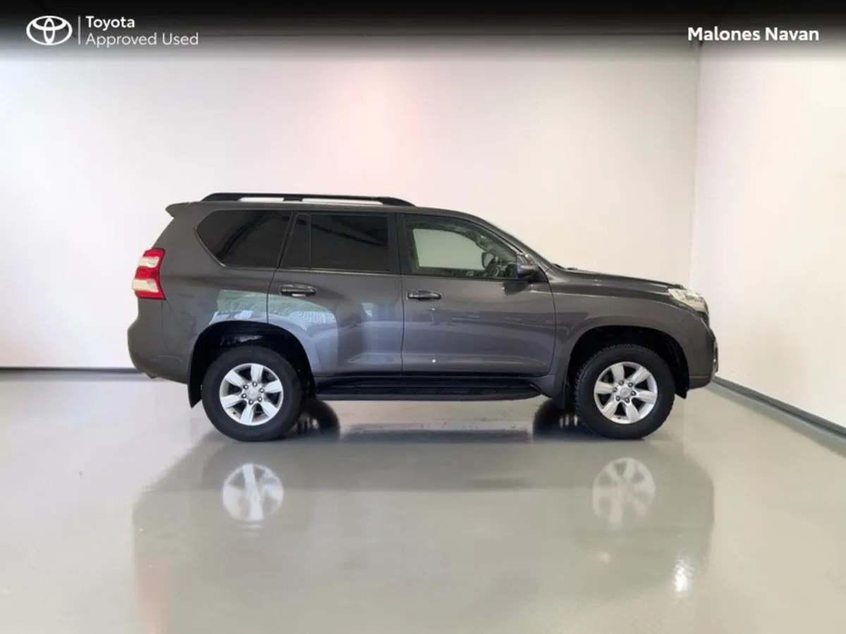 Toyota Land Cruiser LC LWB GX COMM - Image 3