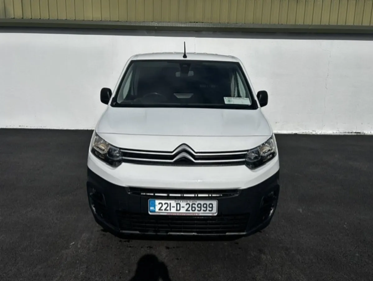 Citroen Berlingo 2022 - Image 2