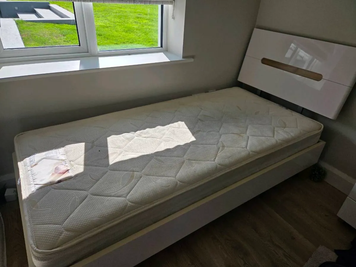 Single bed and mattress