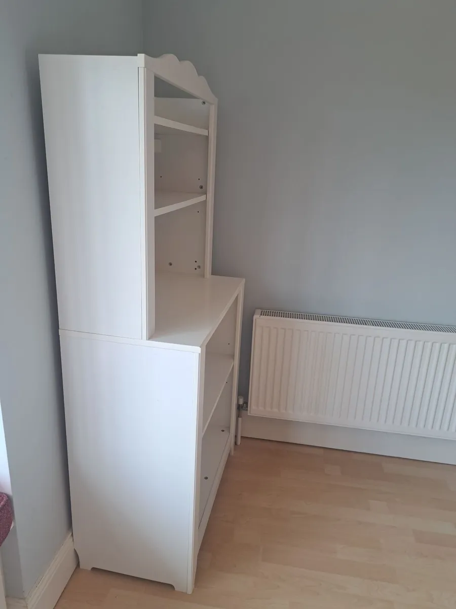 Book Shelf - Image 1