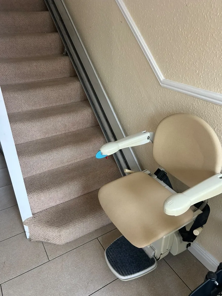 Stair lift - Image 3