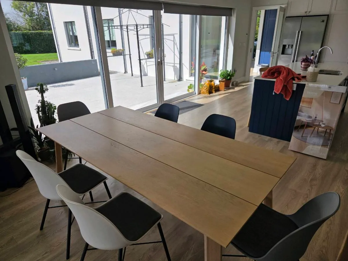 Beautiful dining set - Image 1