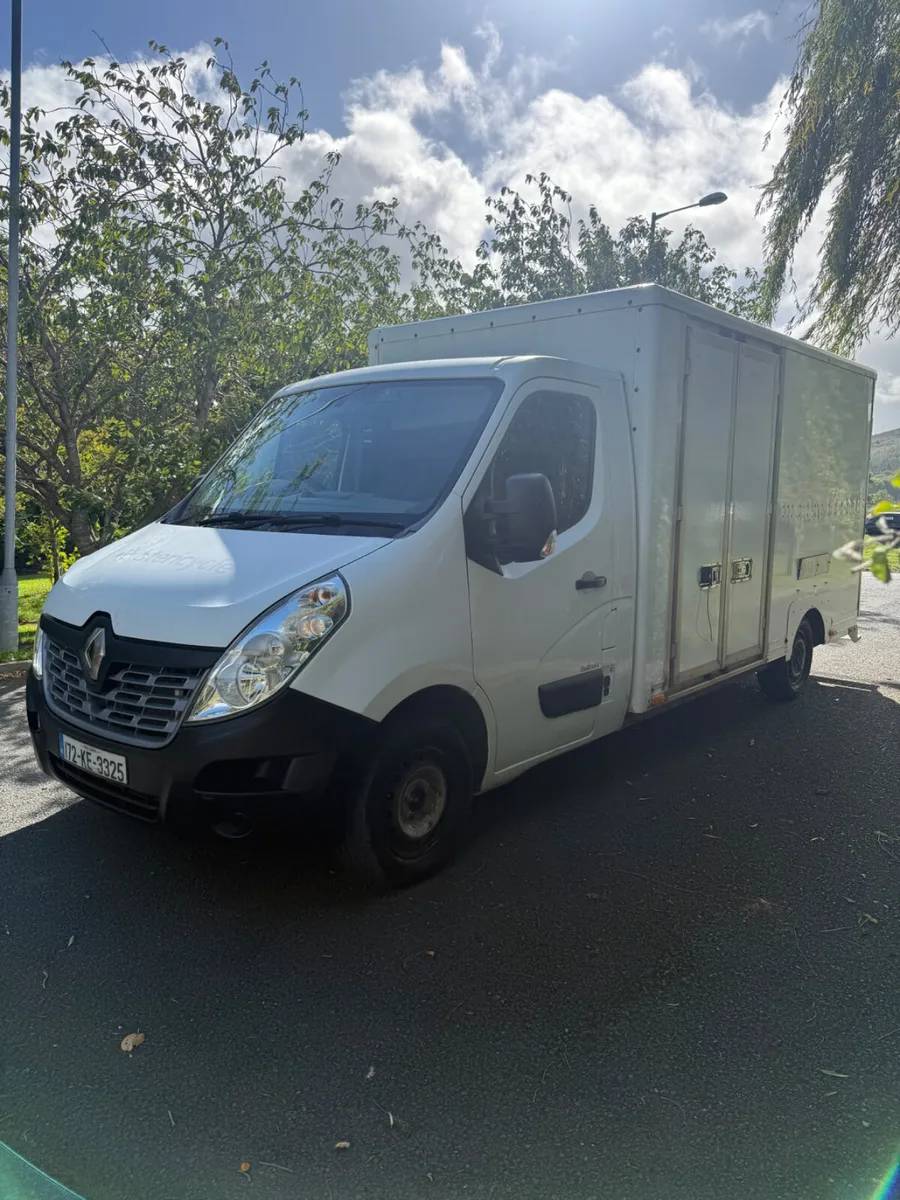 Renault Master 2017 LUTON BODY LOW LOADER - Image 3