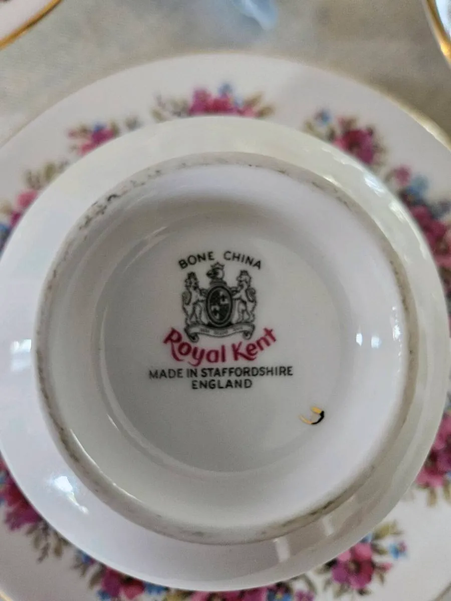 Vintage Royal Kent Bone China Tea Trios & Plates - Image 3