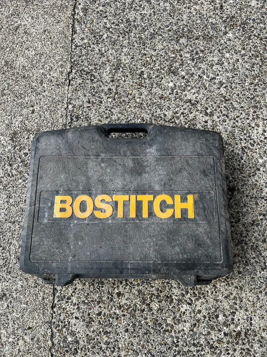 Bostitch F28WW First Fix Framing Nailer - Image 2