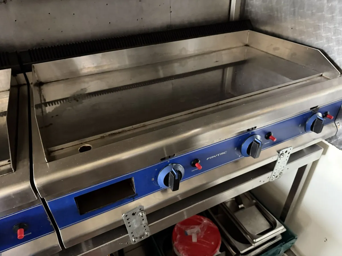 Food Trailer - Recently Retrofitted & Fully Kitted - Image 2