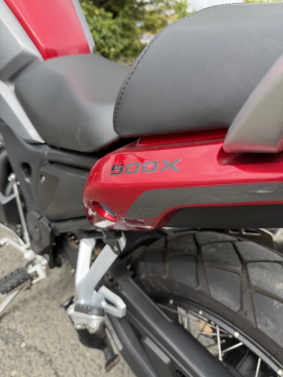 Kove 500x Adventure - Red / EX demo bike - Image 4