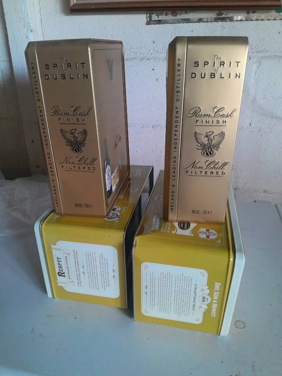 Four  collectable  tin boxes - Image 1
