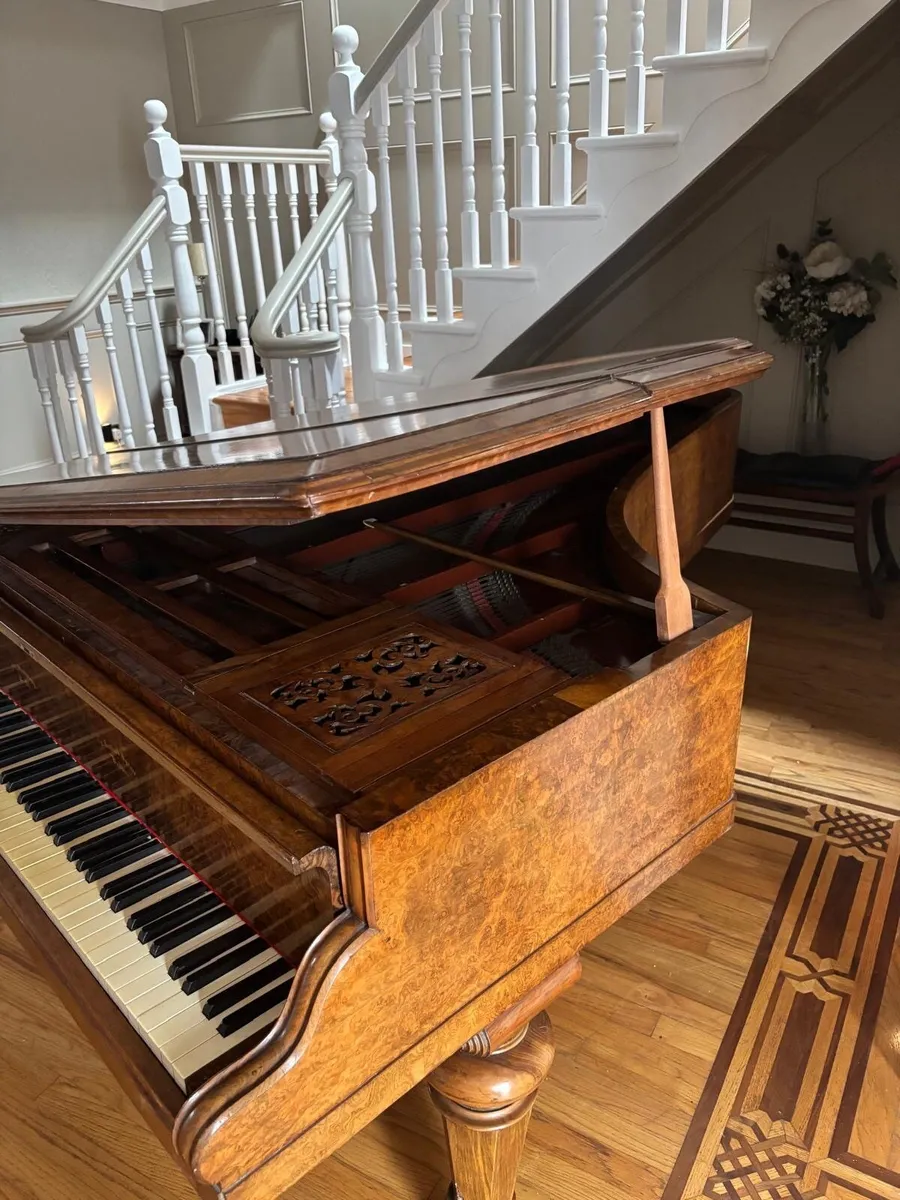 Baby Grand Piano - Image 2