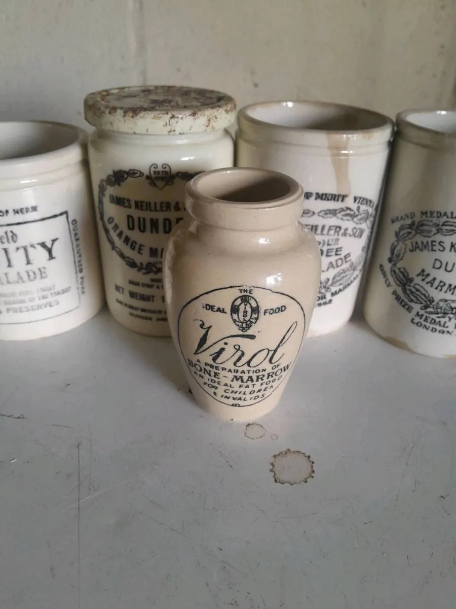Five vintage stoneware  pots - Image 1