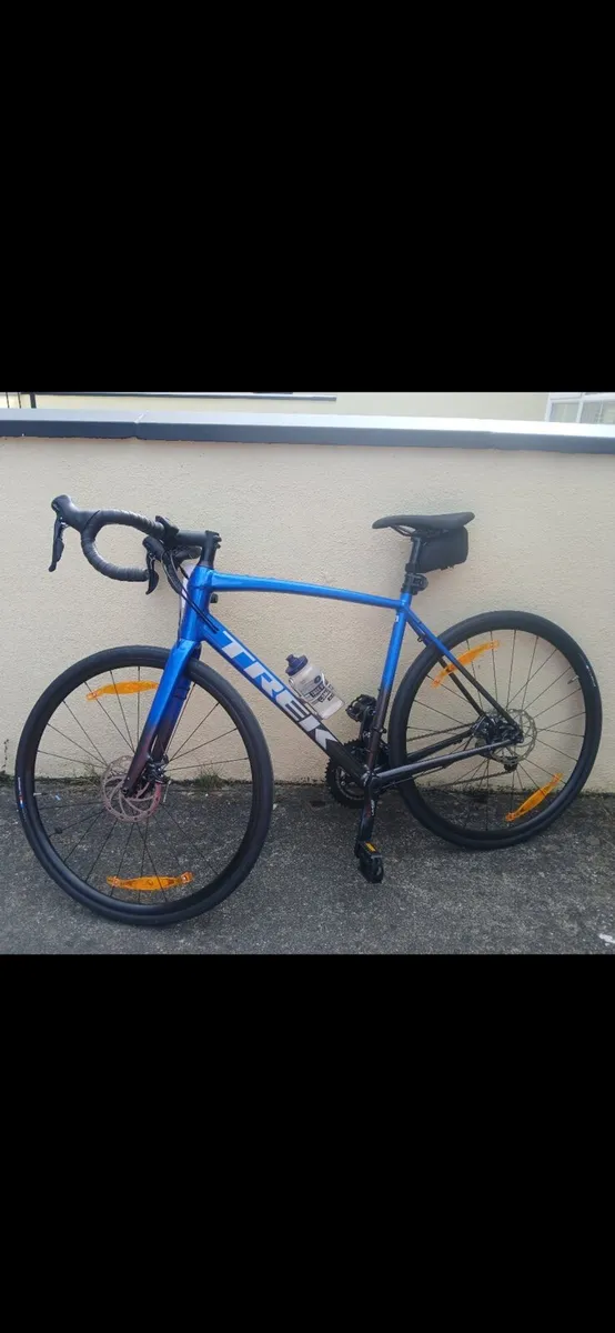 Trek racing bike - Image 1