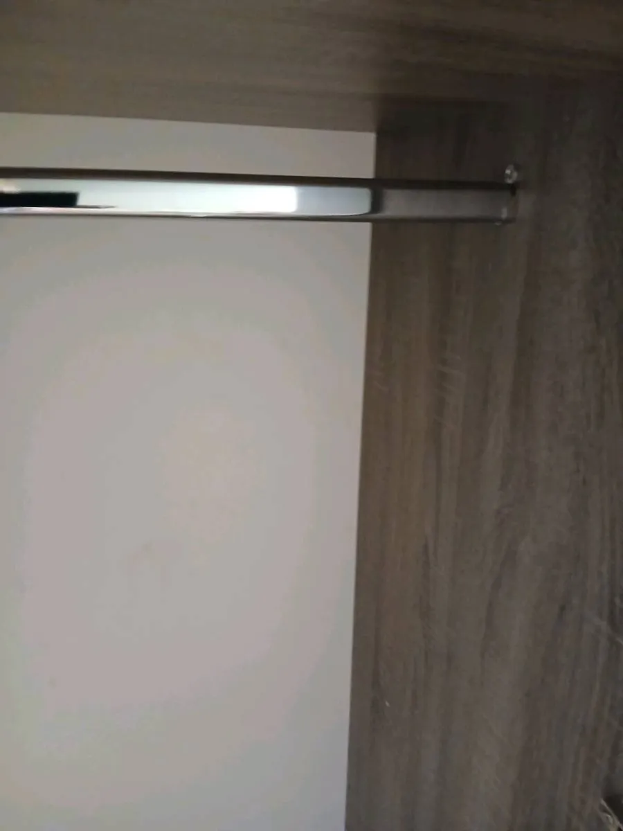2 DOOR WARDROBE - Image 4