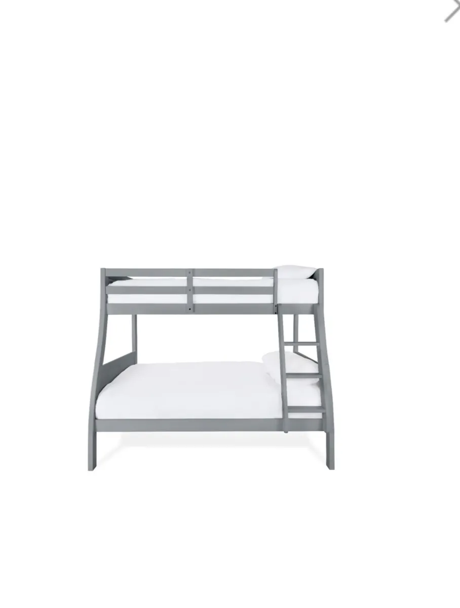 Bunk beds - Image 1