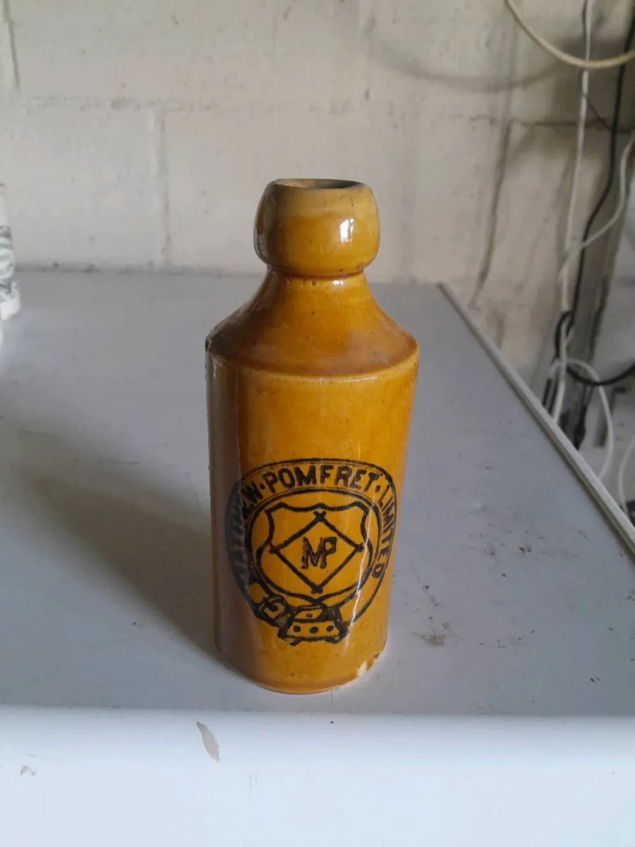 Stoneware  ginger beer bottle - Image 4