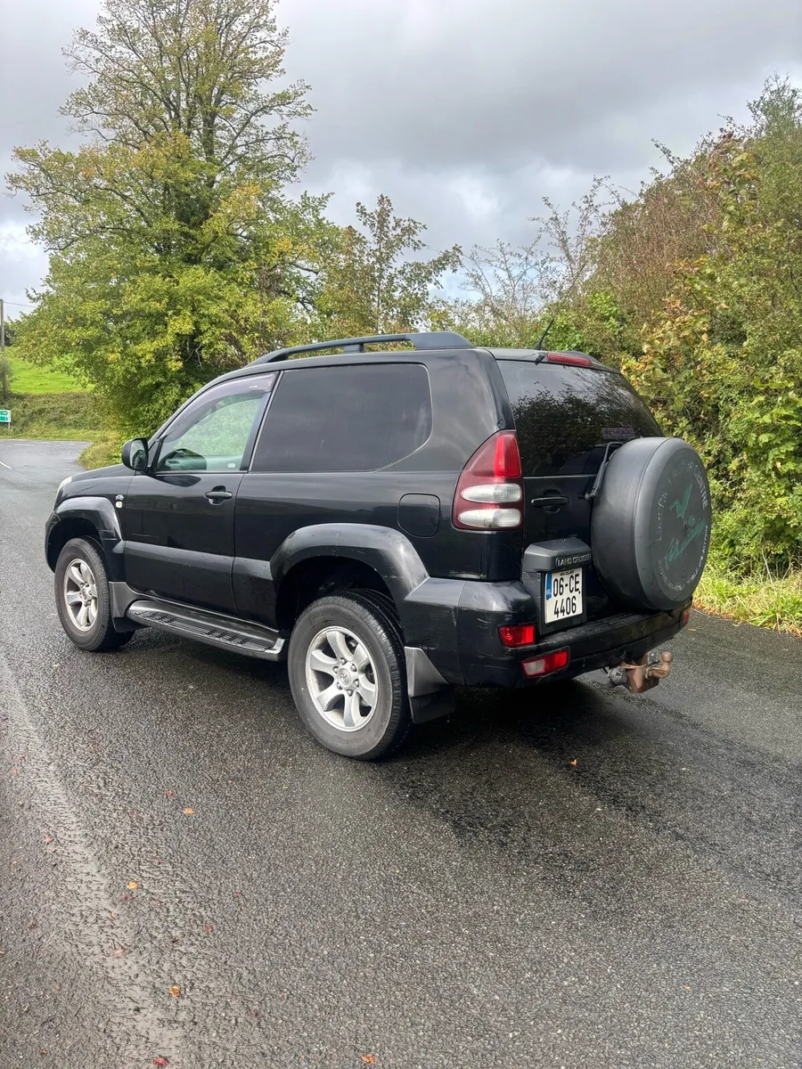 2007 Toyota Land Cruiser - Image 3
