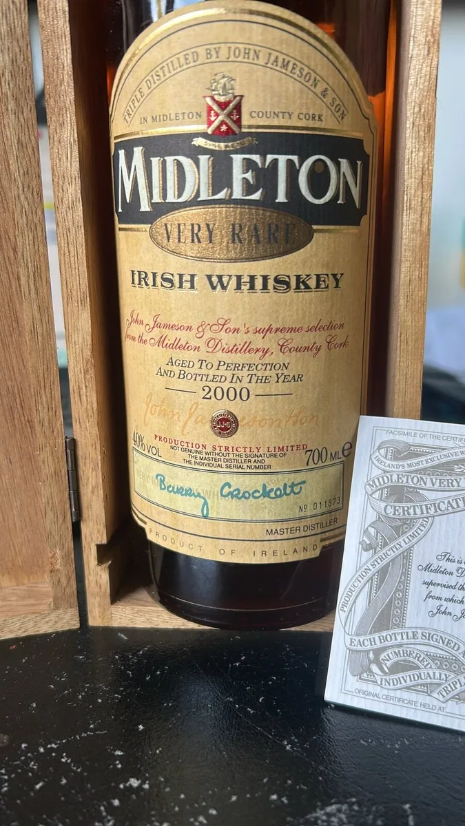 Midleton Very Rare 2000 - Image 3