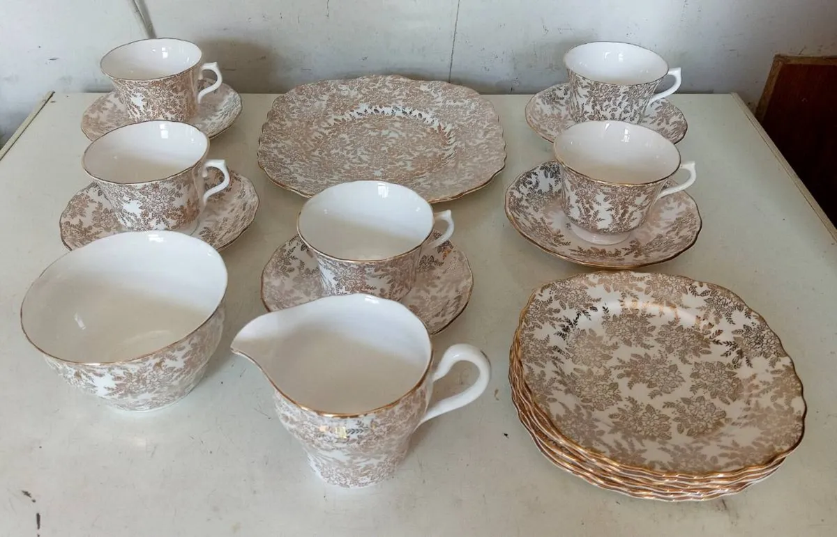 Longton Vale Vintage Gold White China Teaset - Image 3