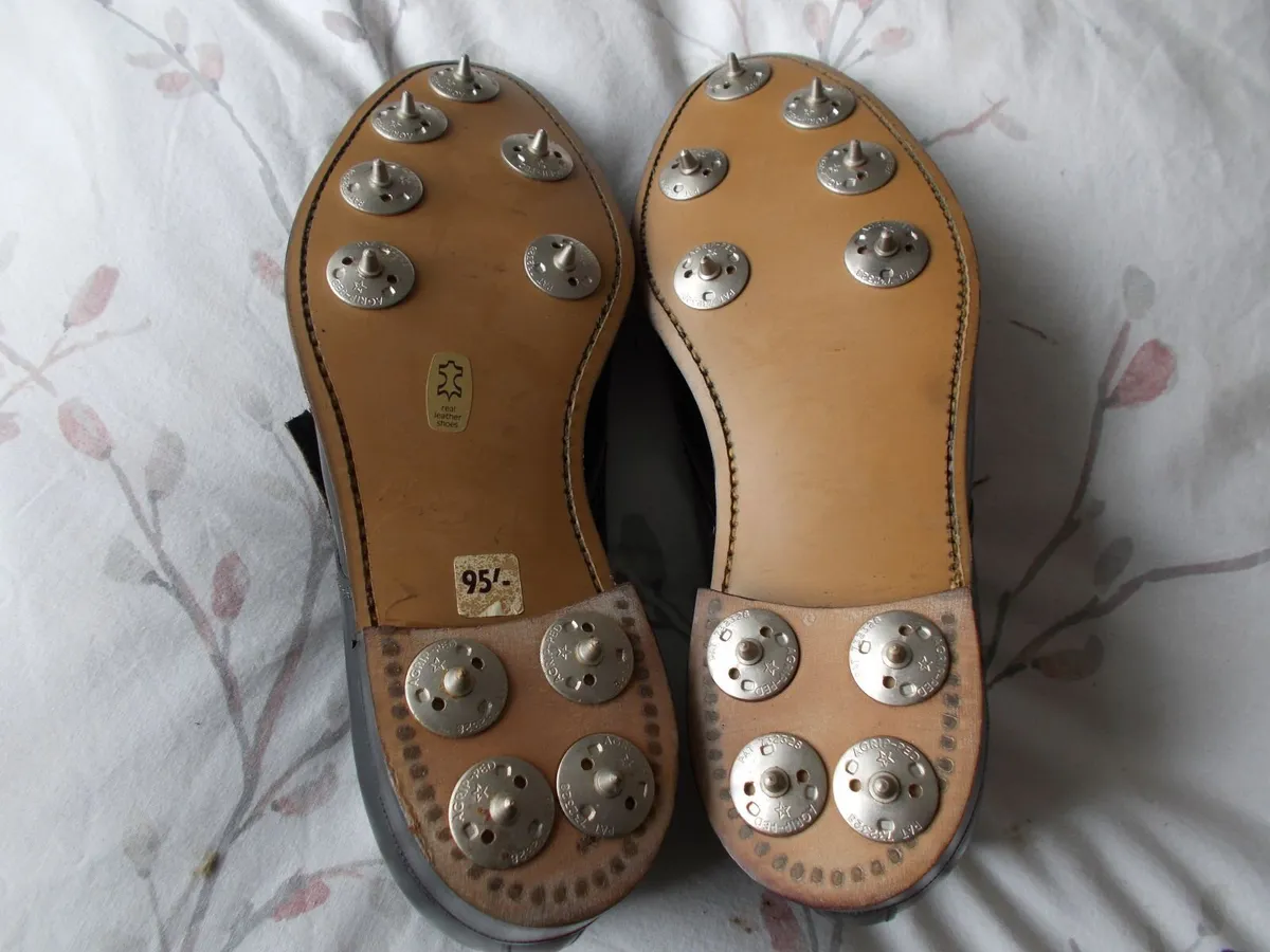 1970's Golf Shoes *NEW* - Image 2