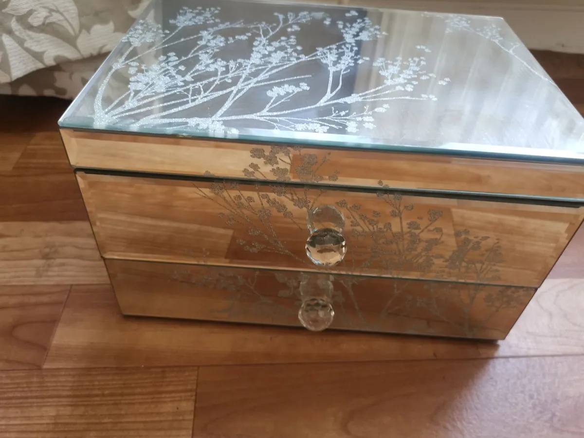 Glass jellery box - Image 2