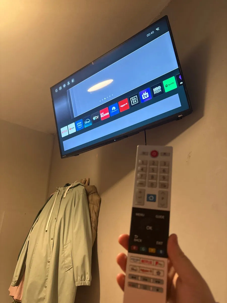 Toshiba Tv - Image 3