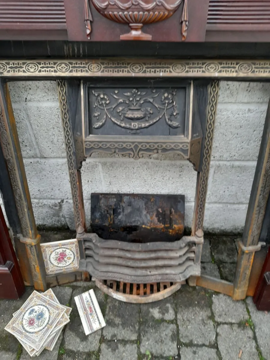 Fireplace and Front door - Image 2
