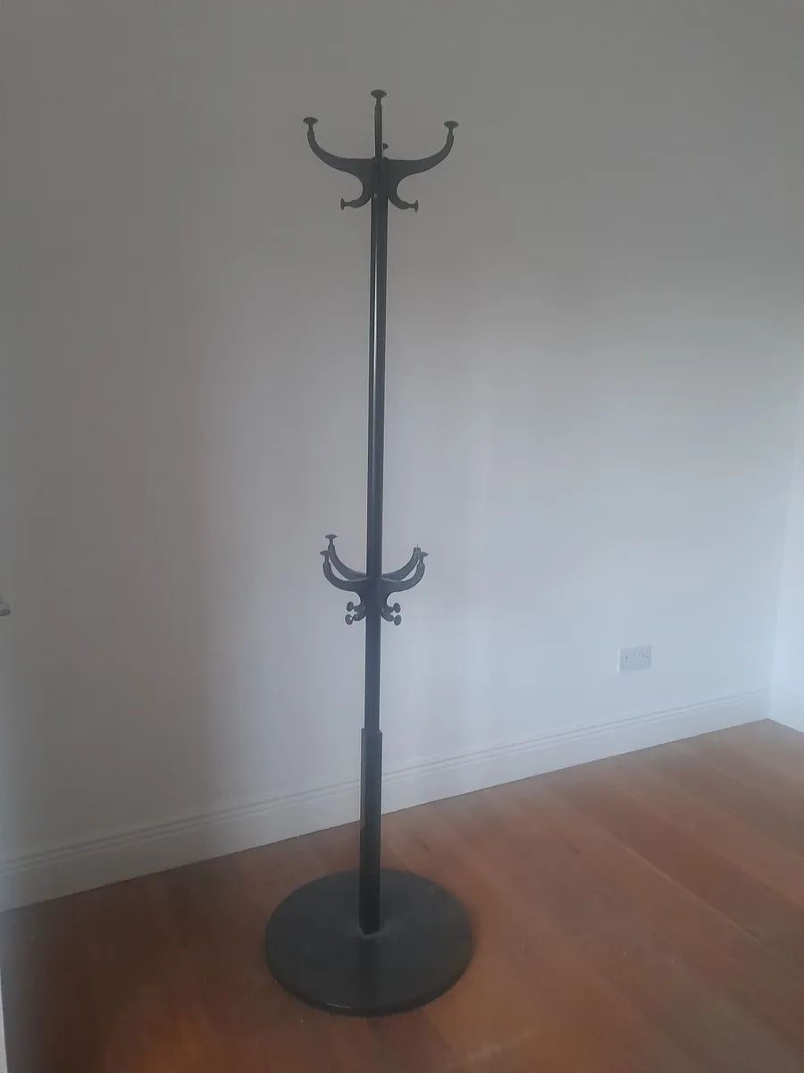Coat stand