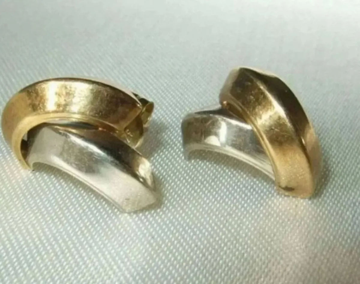 Vintage Hallmarked 9ct White/Yellow Gold Earrings - Image 2