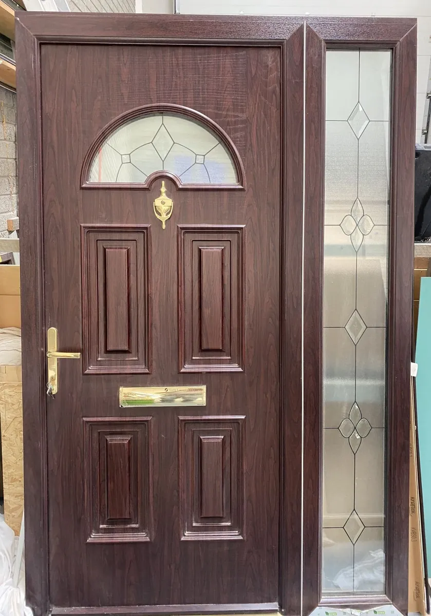 BRAND NEW PALLADIO COMPOSITE DOOR & SIDE PANEL